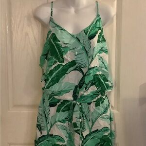 Old Navy Brand Jumper, Tropical leaf, Size L.